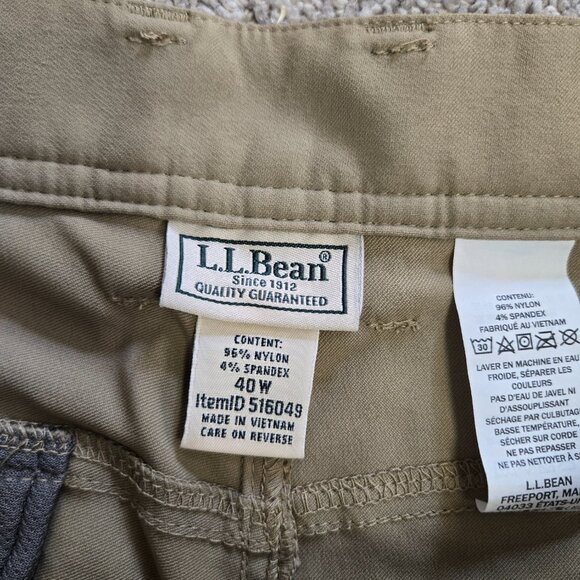 L.L. Bean Shorts size 40 - Picture 2 of 3